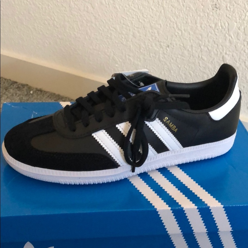 Adidas samba shoes